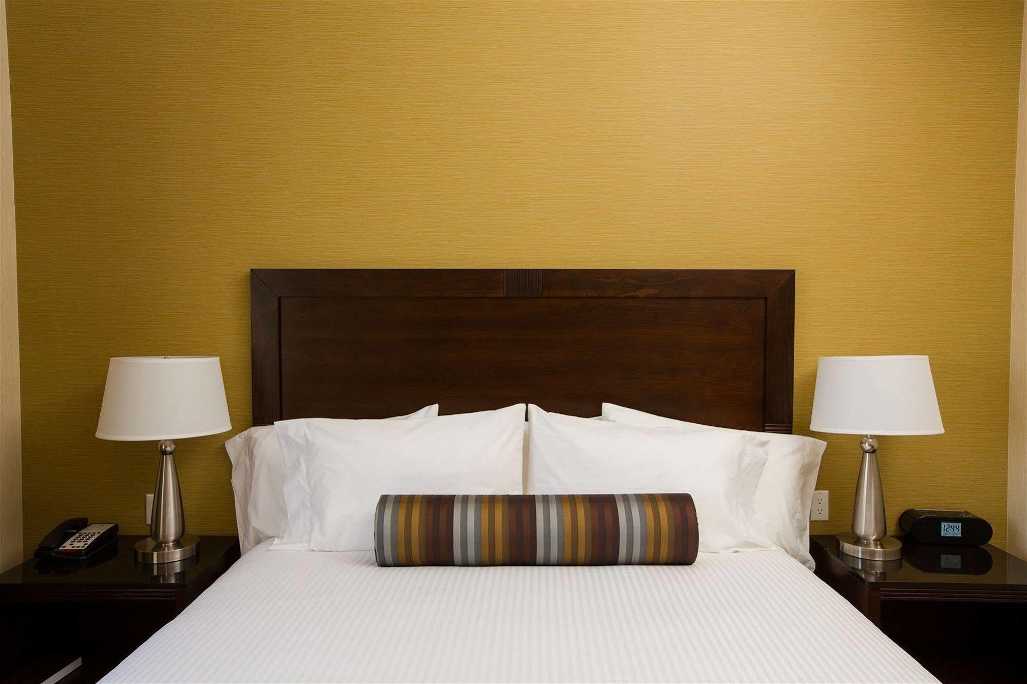 The Oaks Hotel & Suites El Paso de Robles Exterior foto