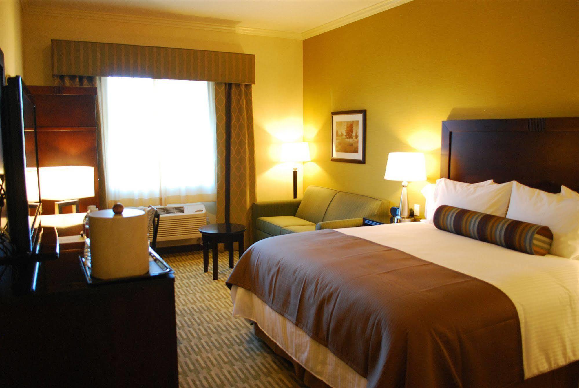 The Oaks Hotel & Suites El Paso de Robles Exterior foto