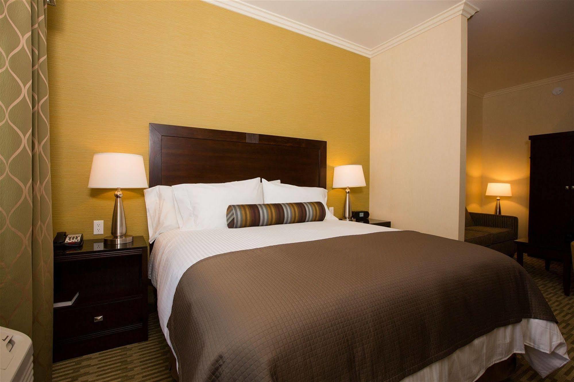 The Oaks Hotel & Suites El Paso de Robles Exterior foto